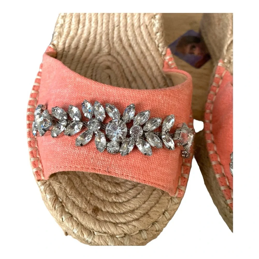 Kaari Blue Wedge Coral Color Wrap Strap‎ & Rhinestones Size 11